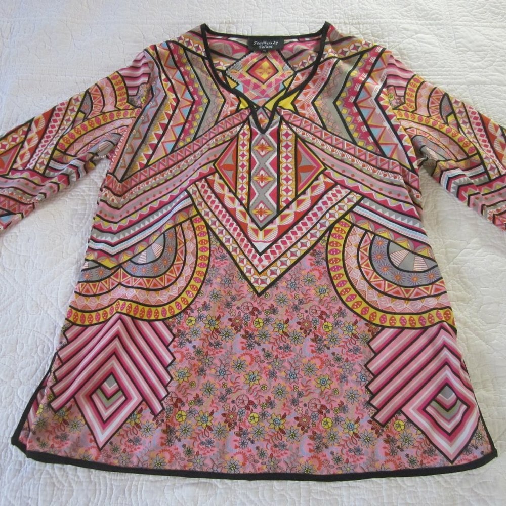 Feathers by Tolani Top M Boho Geometric/Floral Print
